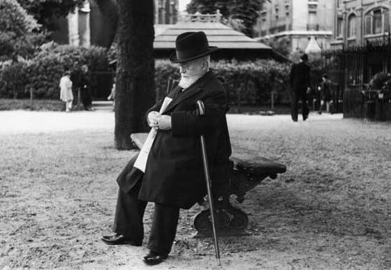 A Parisian man napping from ennui, 1950.