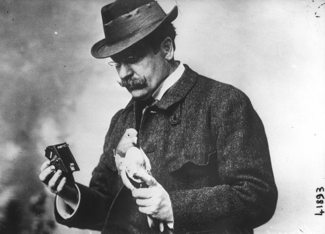 In 1908 a pharmacist used his Pigeon to Take Aerial Photographs