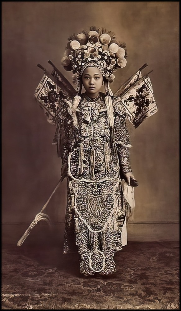 An actress in Cholon, Saigon, 1900.