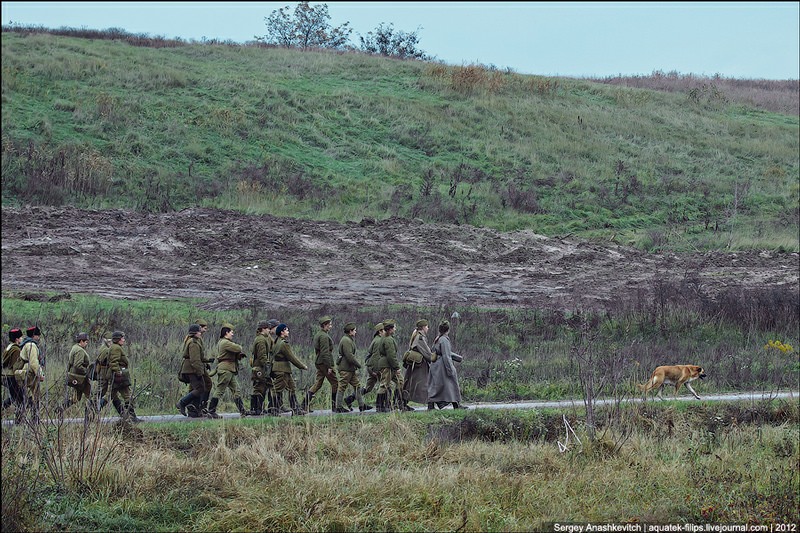 Red Tide Rising: Vintage Photos of The Red Army in the Autumn of 1943