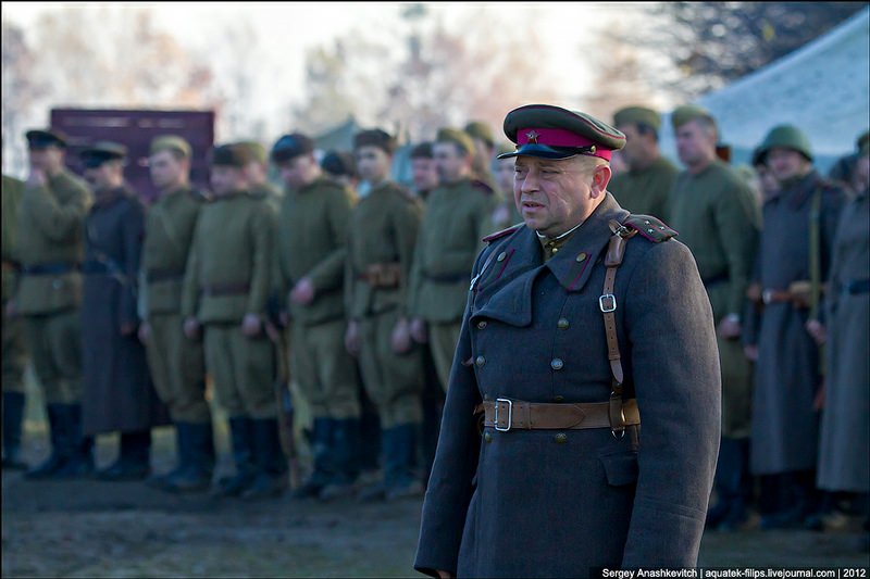 Red Tide Rising: Vintage Photos of The Red Army in the Autumn of 1943