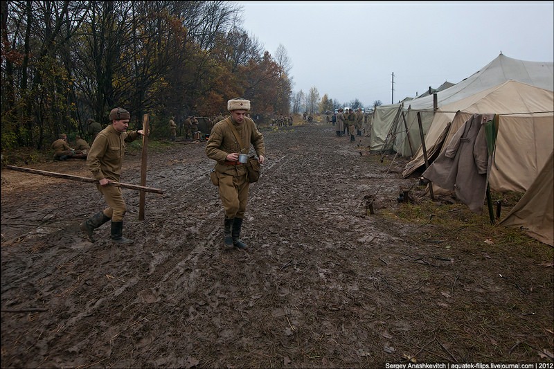 Red Tide Rising: Vintage Photos of The Red Army in the Autumn of 1943