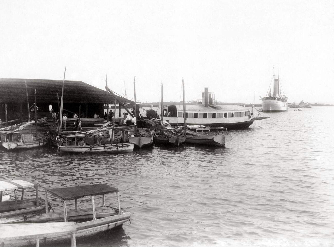 A boat landing in San Juan, Puerto Rico, 1900.