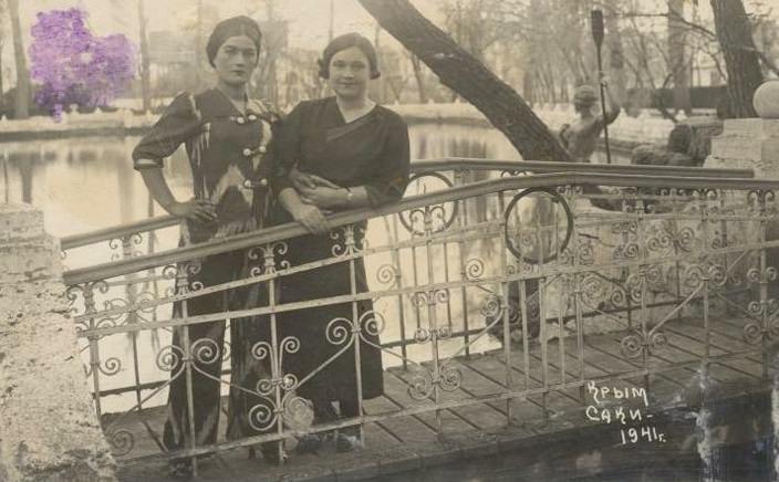 Strong Bodies, Strong Will: Vintage Photos of Soviet Sport Girls in the 1930s