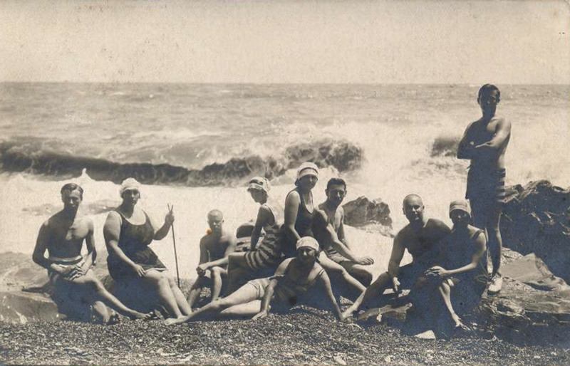 Strong Bodies, Strong Will: Vintage Photos of Soviet Sport Girls in the 1930s