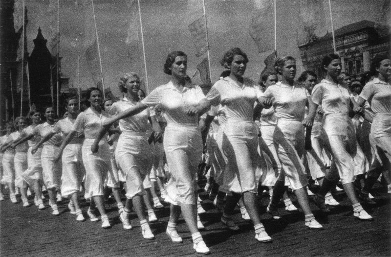 Strong Bodies, Strong Will: Vintage Photos of Soviet Sport Girls in the 1930s