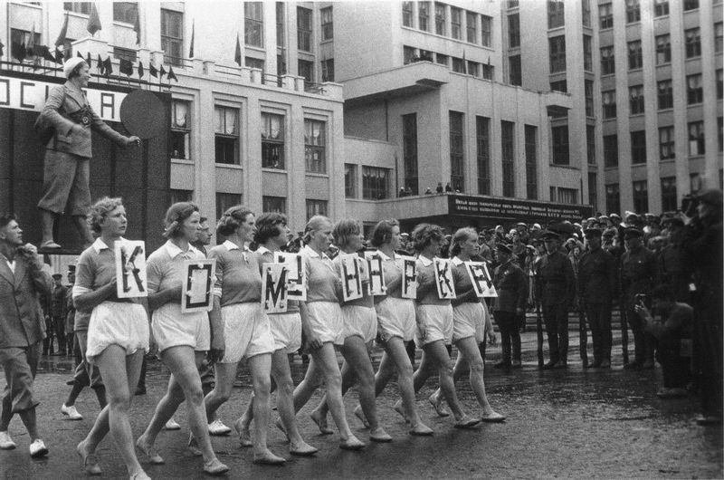 Strong Bodies, Strong Will: Vintage Photos of Soviet Sport Girls in the 1930s