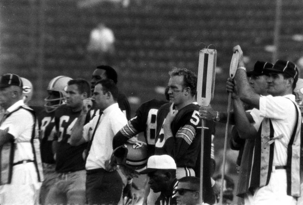 Paul Hornung (#5), a future Hall of Famer who did not play in the game due to injury, Super Bowl I, 1967