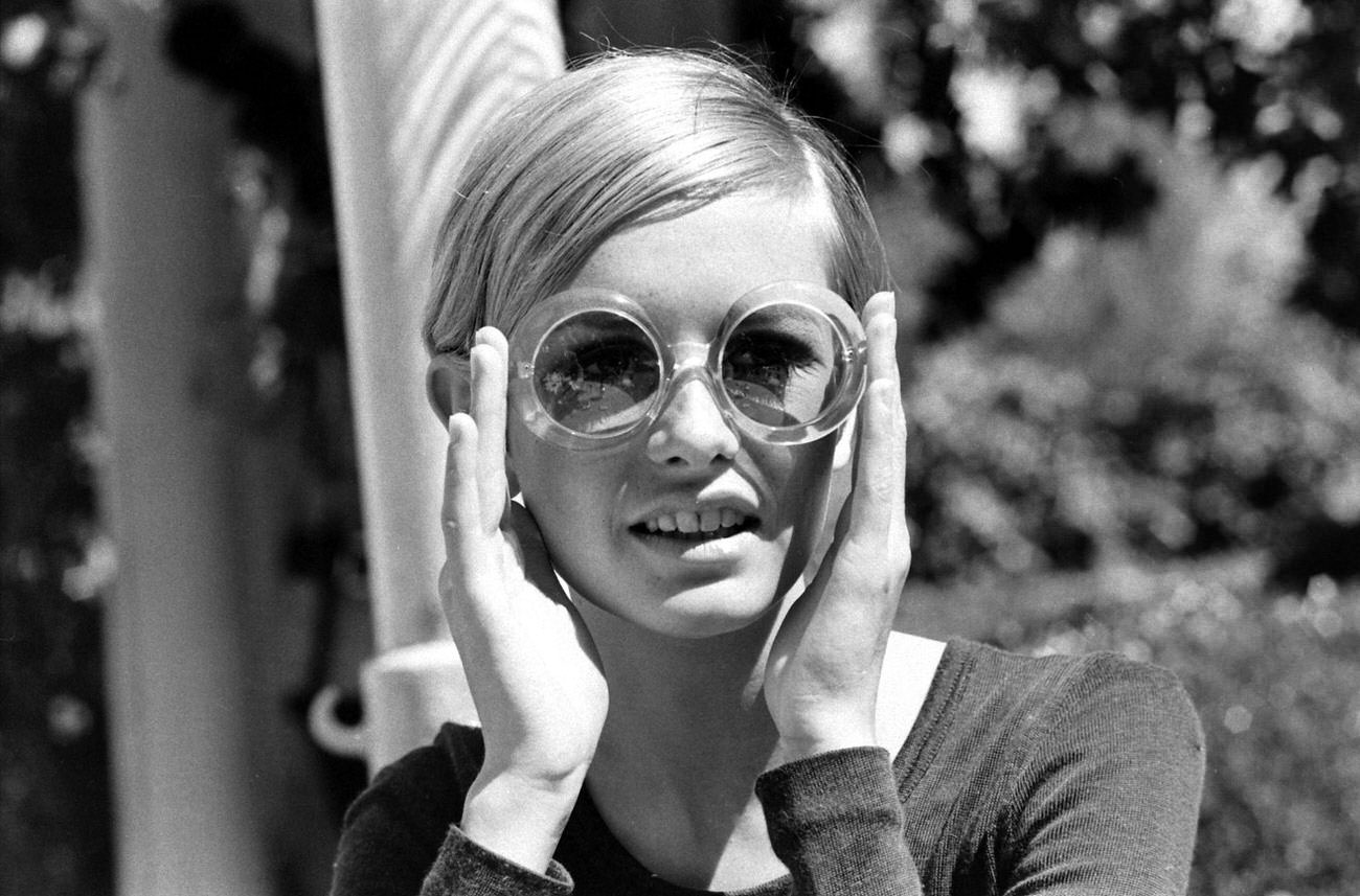 Twiggy in California during her first visit to the U.S., 1967.