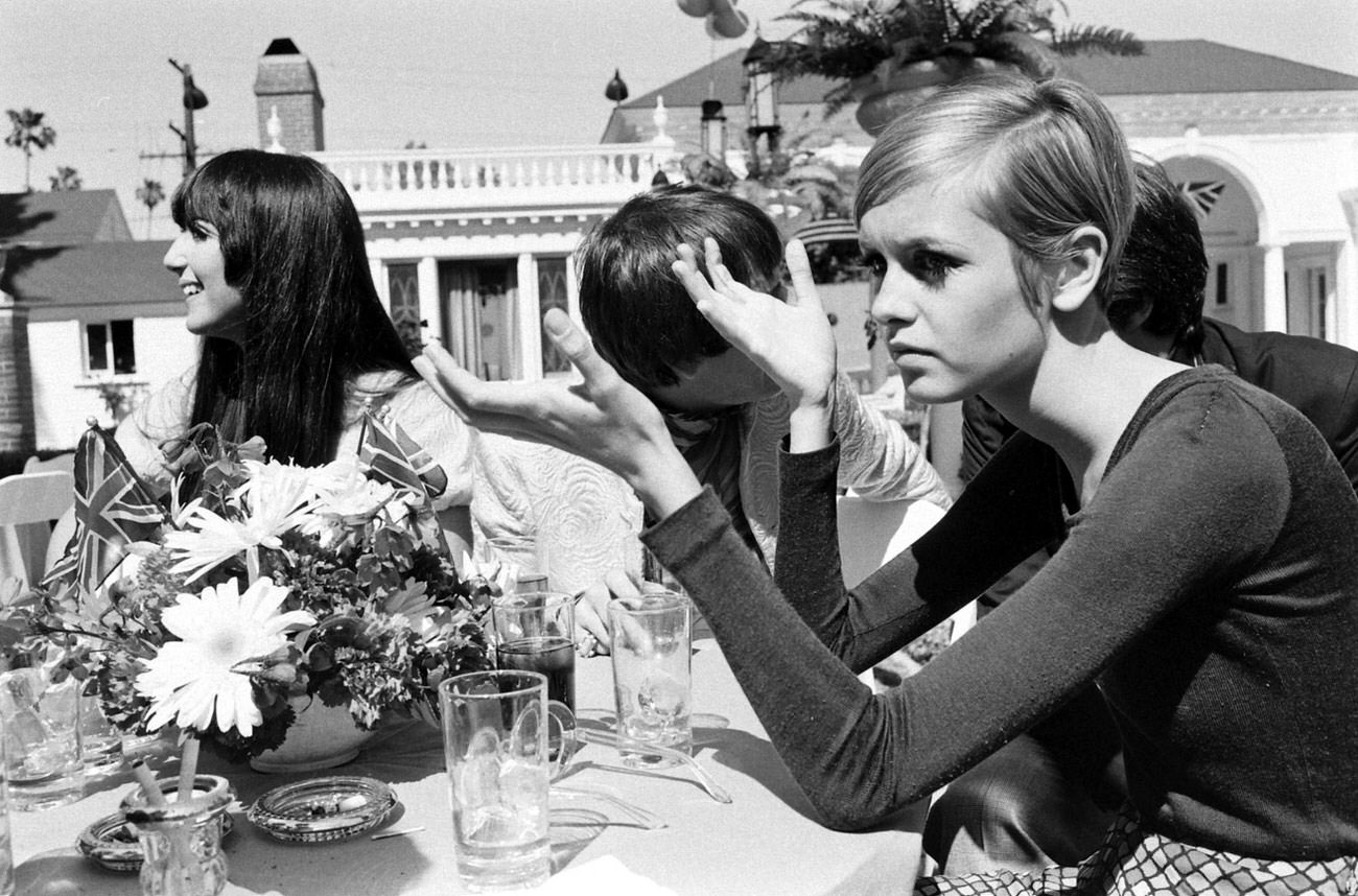 Twiggy with Sonny and Cher (left) in Beverly Hills, 1967.