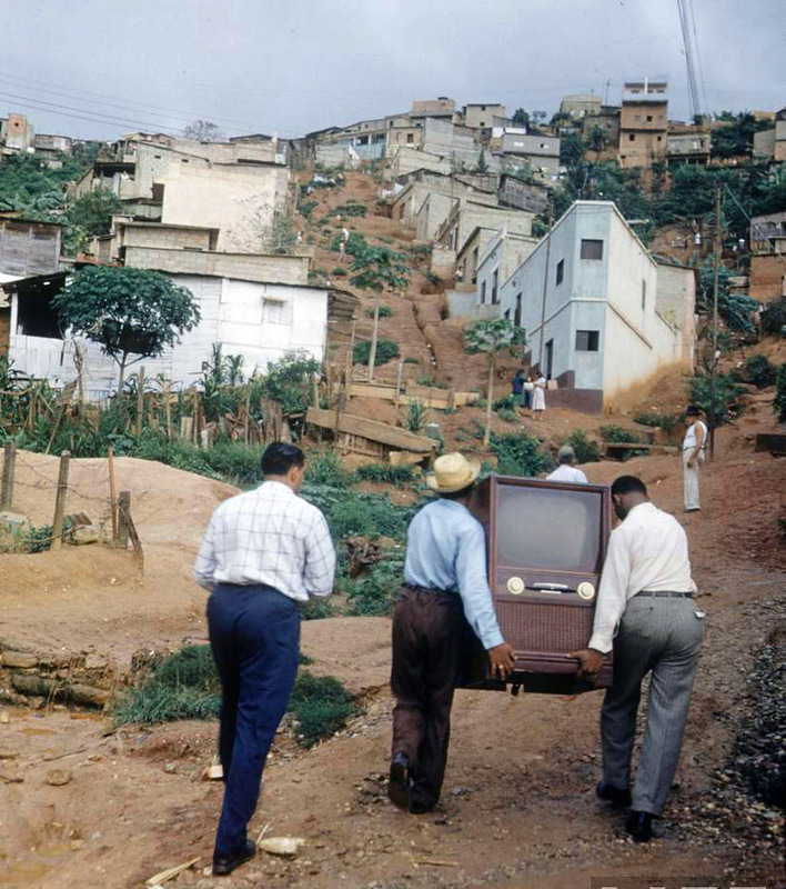 Everyday Life of Venezuela in 1953 through these Vintage Photos