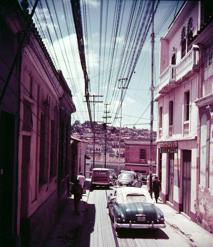 Everyday Life of Venezuela in 1953 through these Vintage Photos