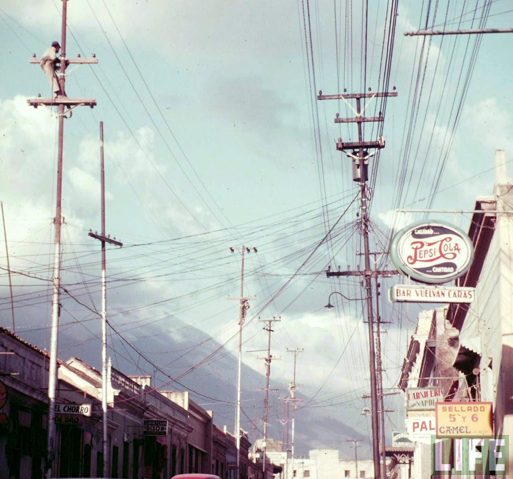 Everyday Life of Venezuela in 1953 through these Vintage Photos