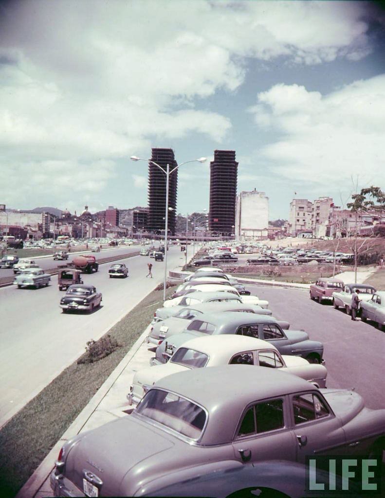 Everyday Life of Venezuela in 1953 through these Vintage Photos