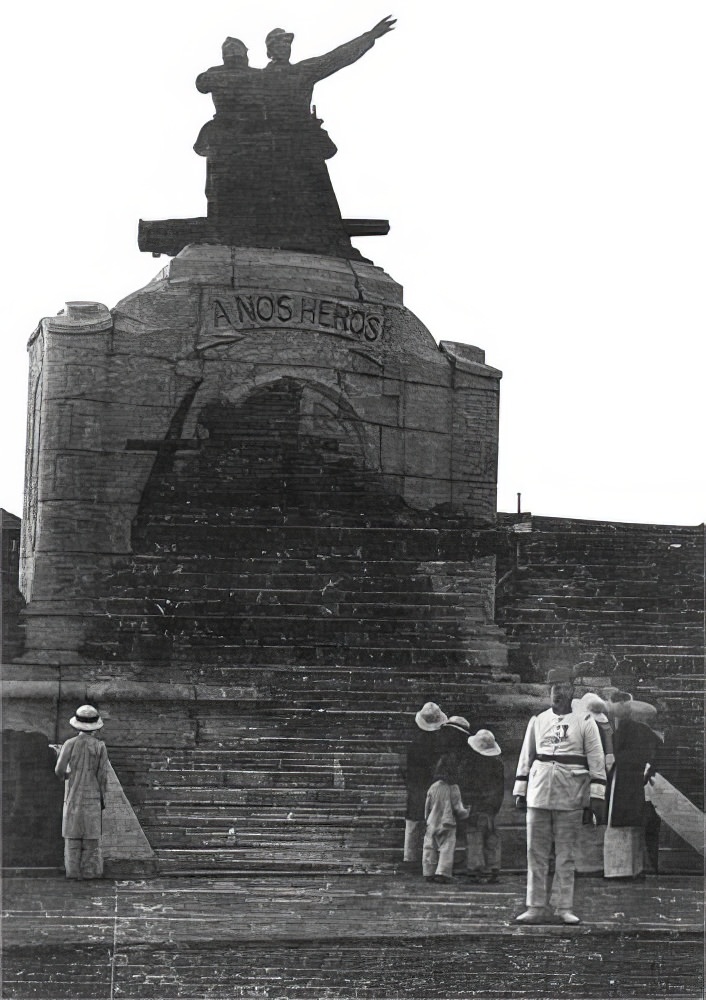 Everyday Life in 1920s Vietnam: A Glimpse into the Past through the Lens of Charles Peyrin