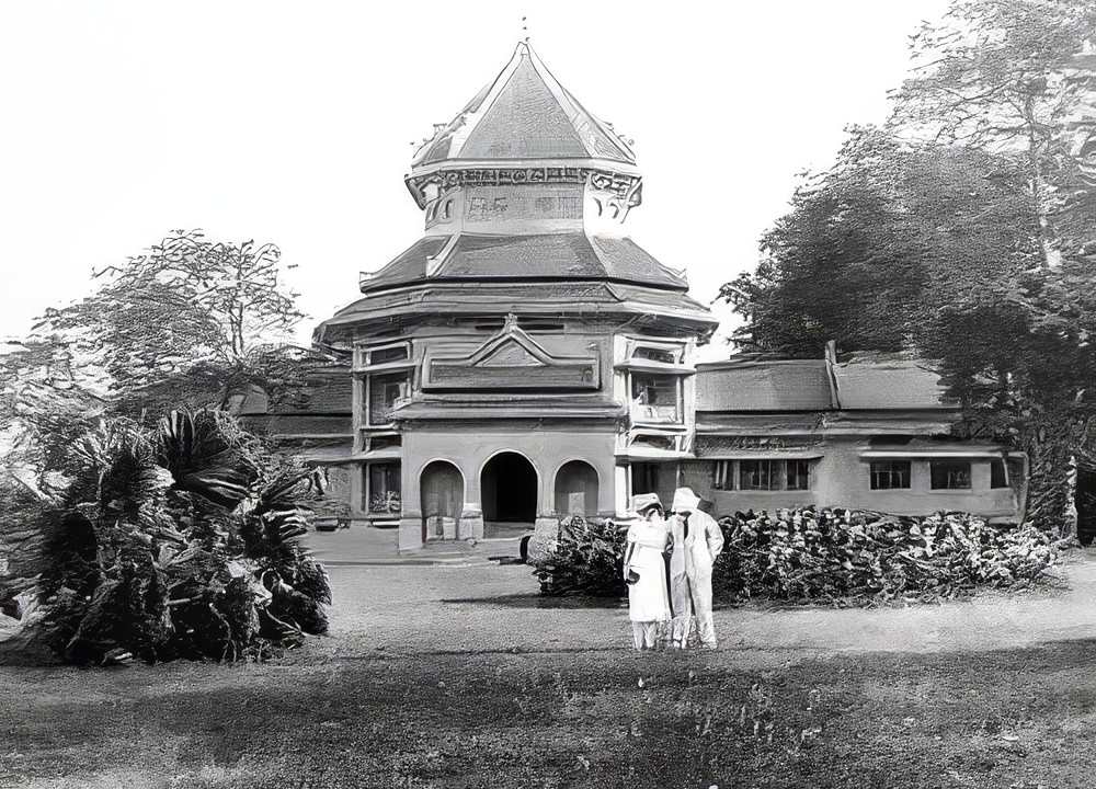 Everyday Life in 1920s Vietnam: A Glimpse into the Past through the Lens of Charles Peyrin