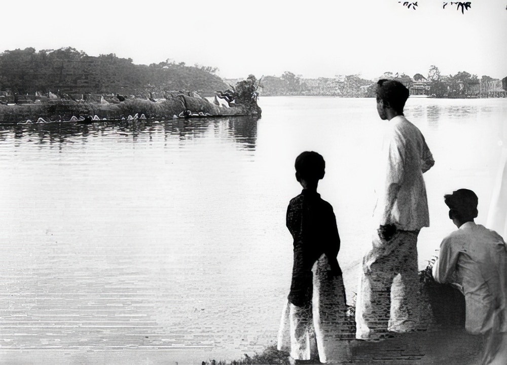 Everyday Life in 1920s Vietnam: A Glimpse into the Past through the Lens of Charles Peyrin