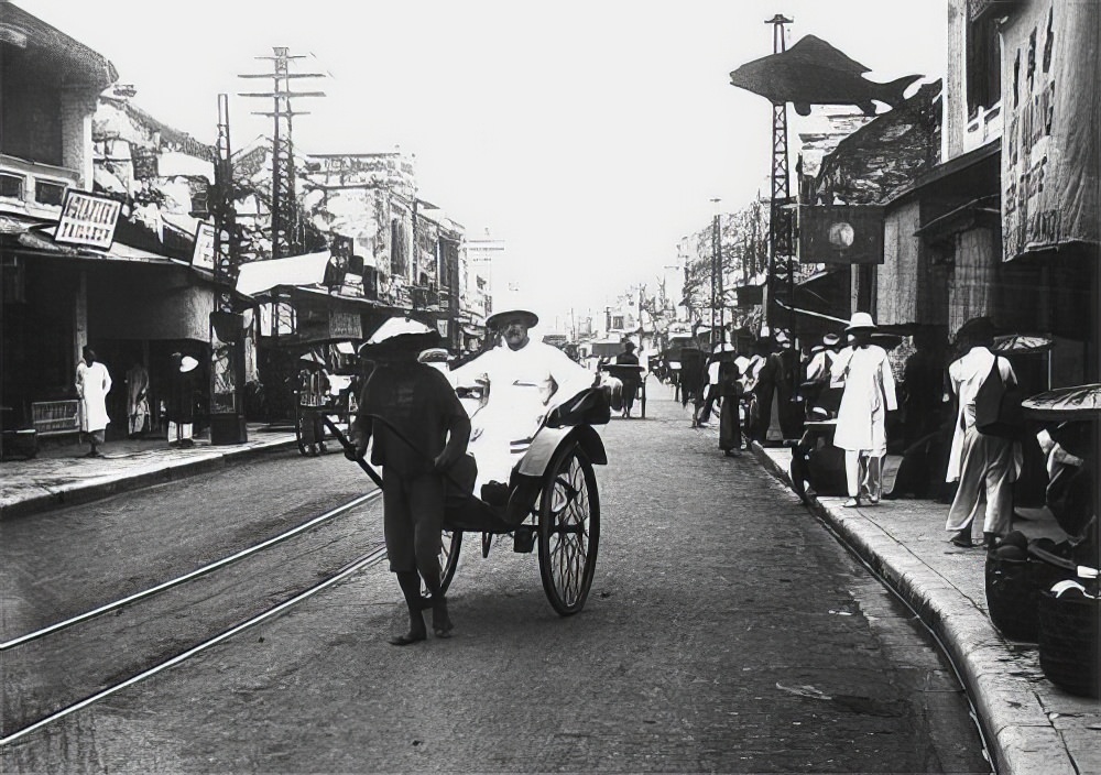 Everyday Life in 1920s Vietnam: A Glimpse into the Past through the Lens of Charles Peyrin