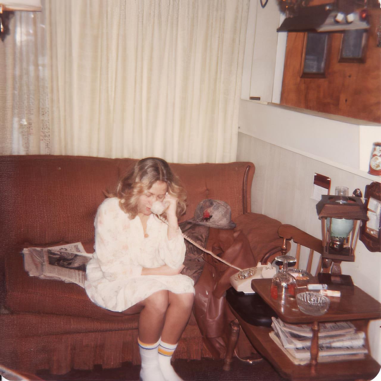 50 Cool Vintage Photos of Teenagers at Home from the 1970s