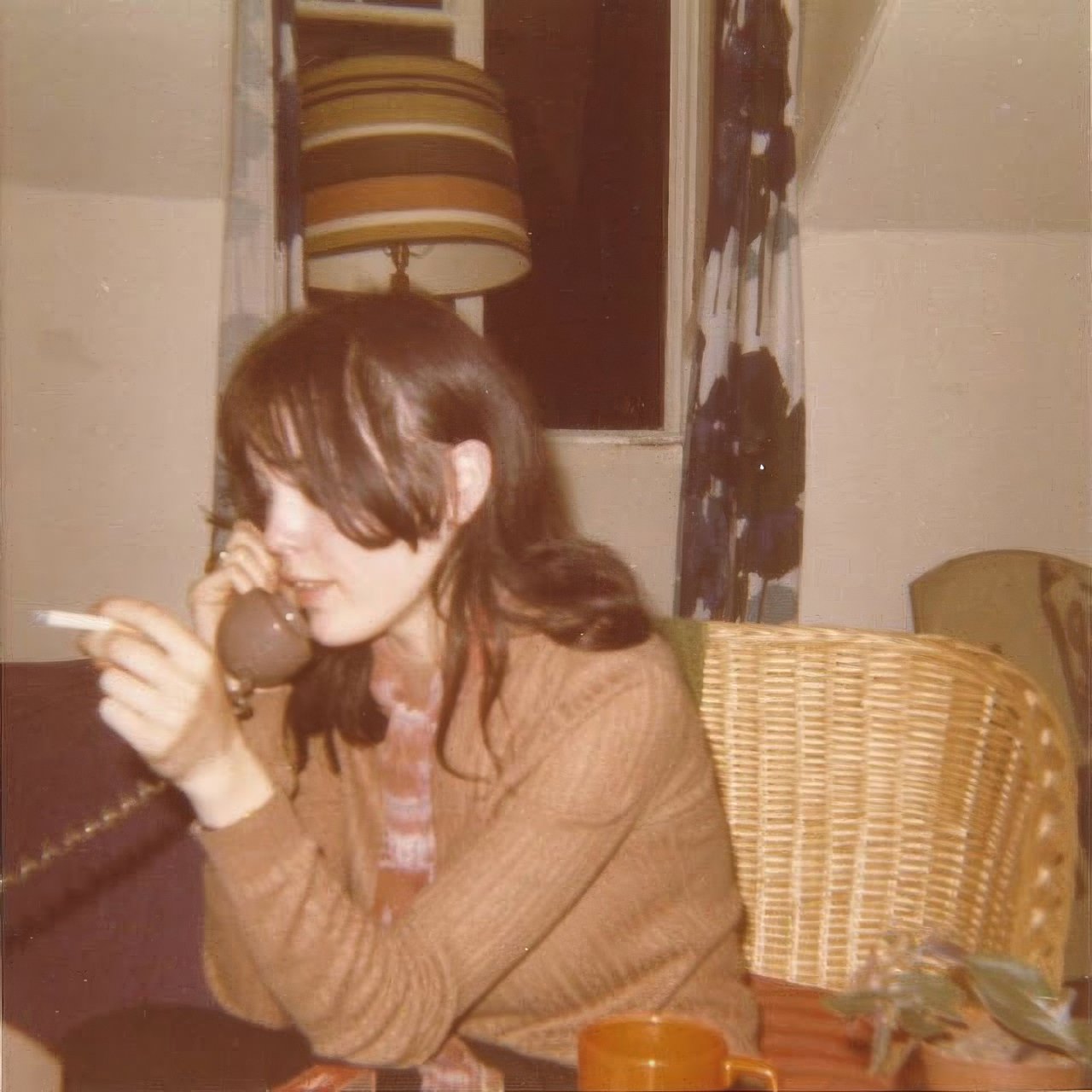 50 Cool Vintage Photos of Teenagers at Home from the 1970s