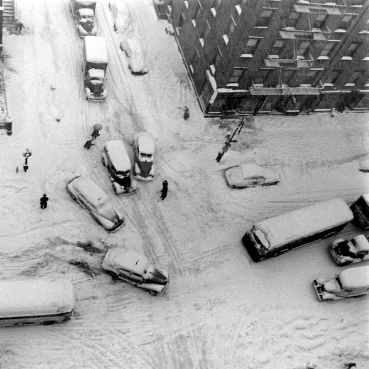 The Great Blizzard of 1947 in Photos: When New York City Disappeared Under Snow