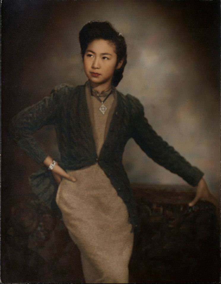 Stunning Shanghai Studio Portraits from the 1920s